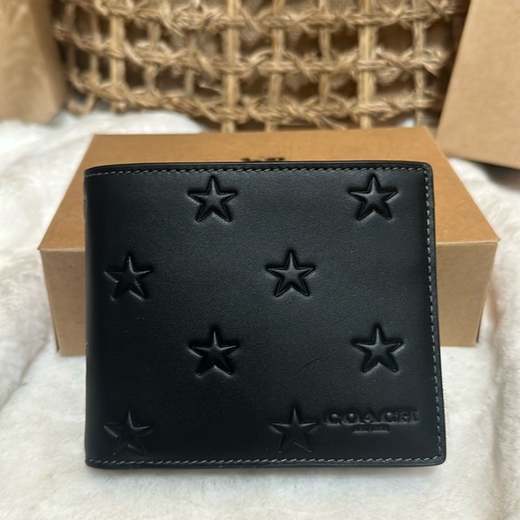 Coach wallet with star print - Picture 1 of 6